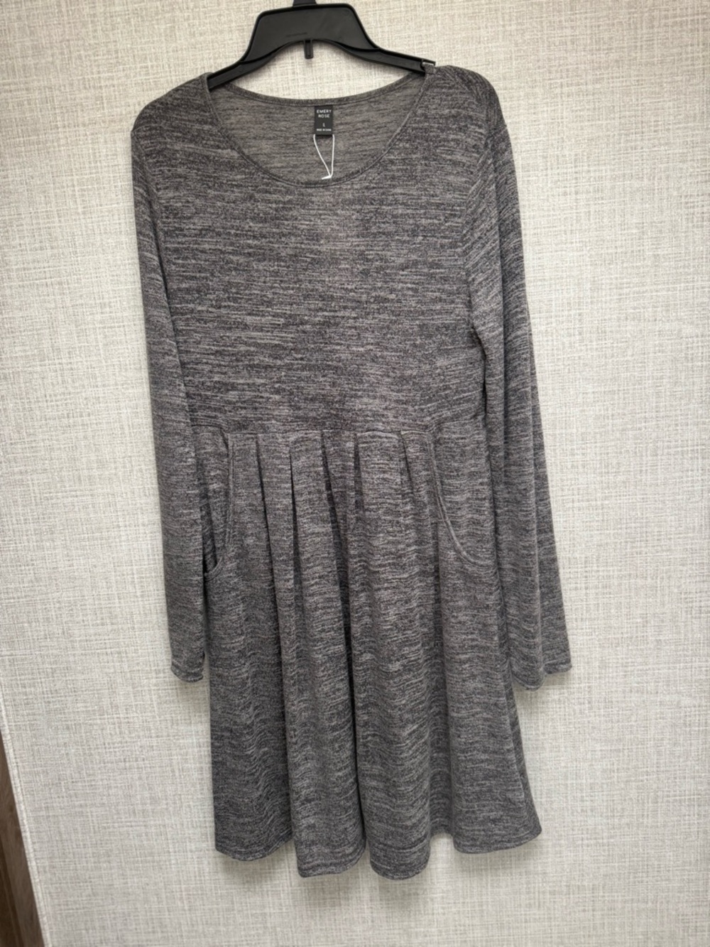 Emery Rose Long Sleeve Sweater Midi Dress NWT Size L